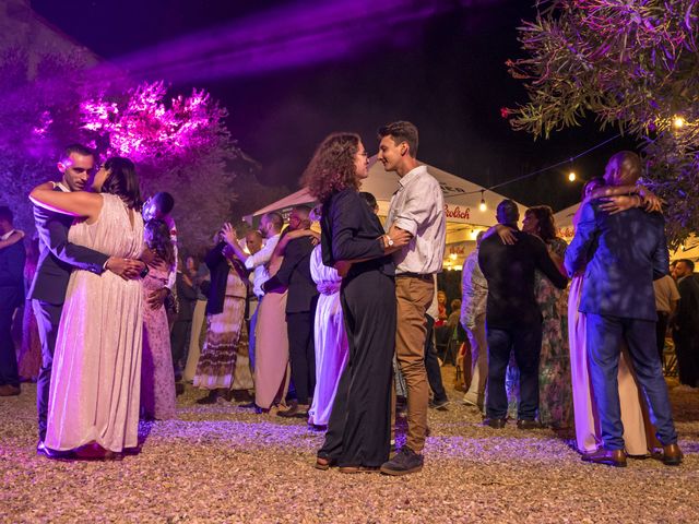 Le mariage de Teddy et Marine à Beaucaire, Gard 69