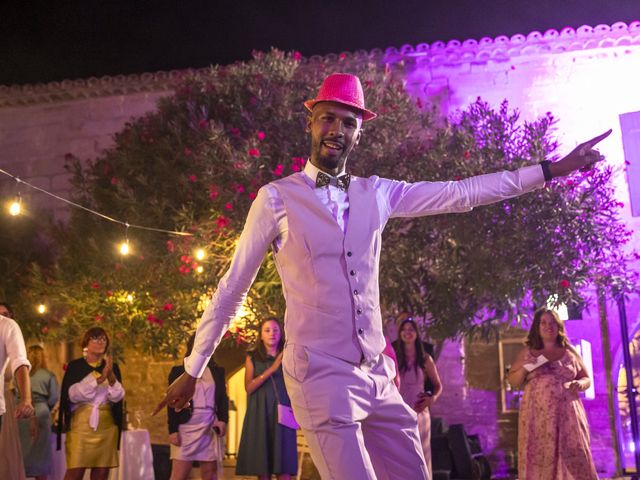 Le mariage de Teddy et Marine à Beaucaire, Gard 71