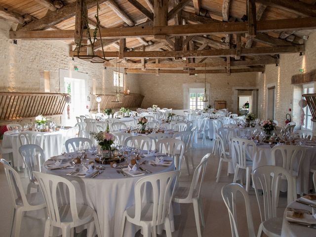 Le mariage de Anthony et Emilie à L&apos;Houmeau, Charente Maritime 27