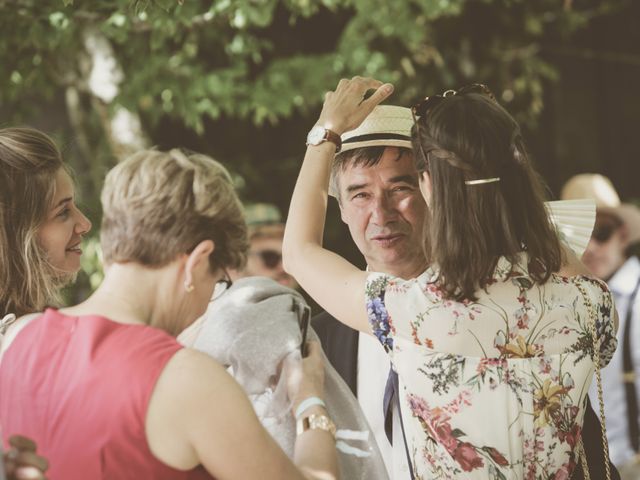 Le mariage de Thomas et Estelle à Saint-Viâtre, Loir-et-Cher 89