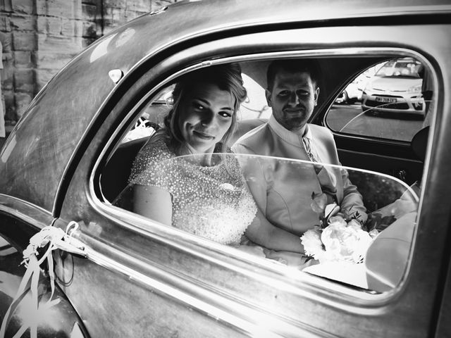 Le mariage de Anthony et Marjolaine à Lodève, Hérault 80