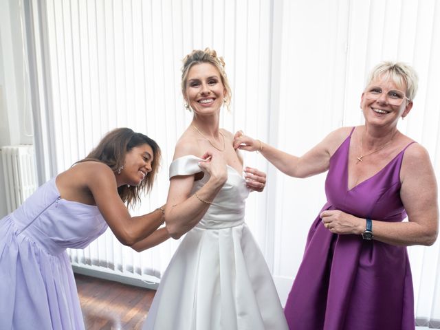 Le mariage de Benjamin et Coralie à Saint-Maur-des-Fossés, Val-de-Marne 15