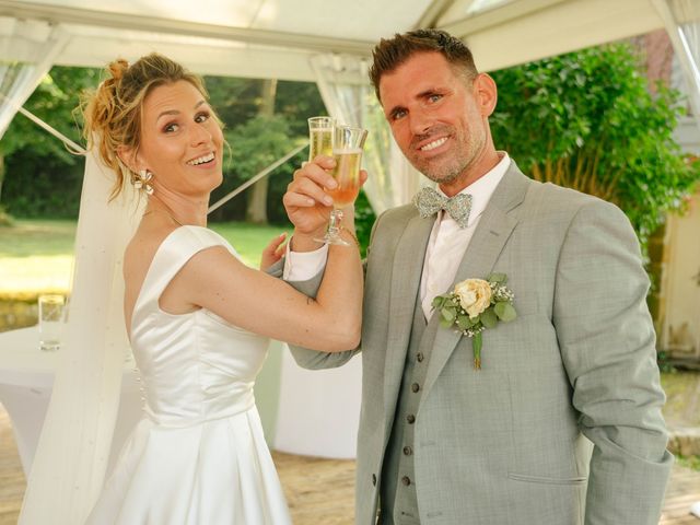 Le mariage de Benjamin et Coralie à Saint-Maur-des-Fossés, Val-de-Marne 77