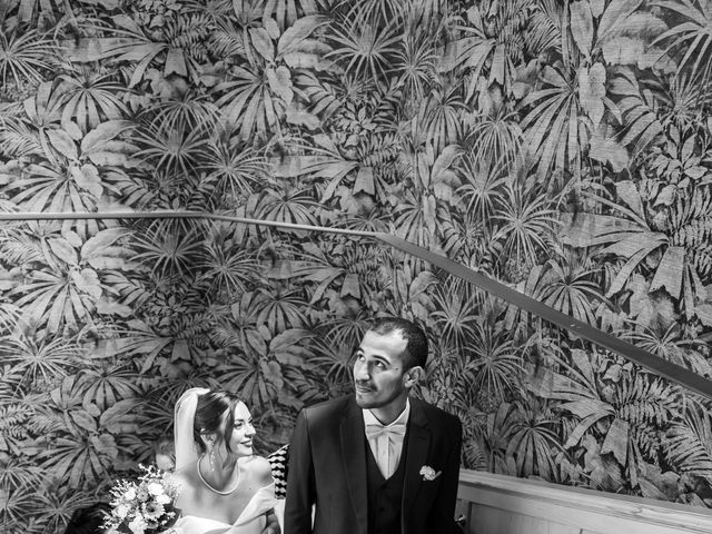 Le mariage de Umut et Marine à La Chapelle-sur-Erdre, Loire Atlantique 113