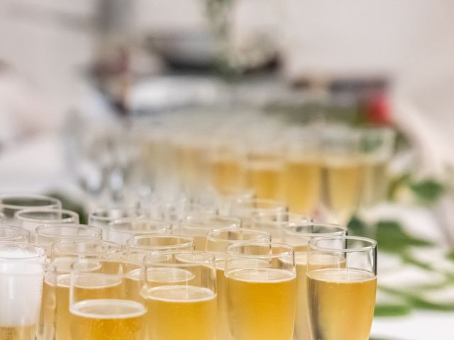 Le mariage de Umut et Marine à La Chapelle-sur-Erdre, Loire Atlantique 197