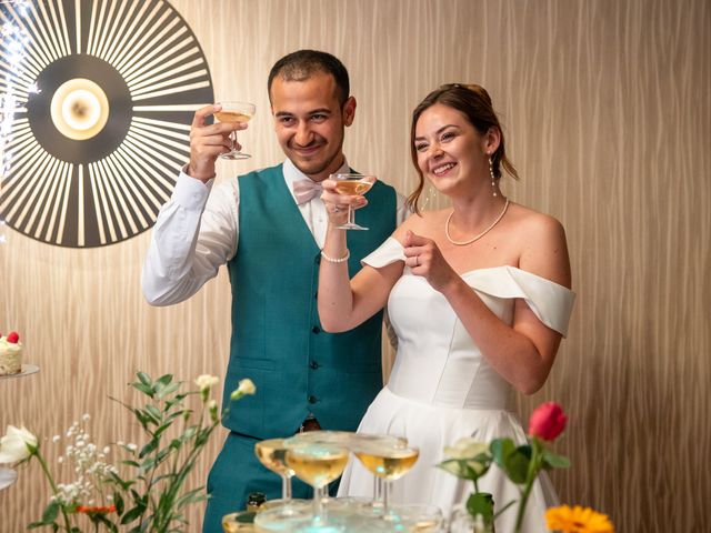 Le mariage de Umut et Marine à La Chapelle-sur-Erdre, Loire Atlantique 277