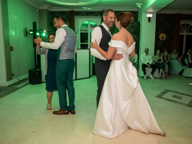 Le mariage de Umut et Marine à La Chapelle-sur-Erdre, Loire Atlantique 279