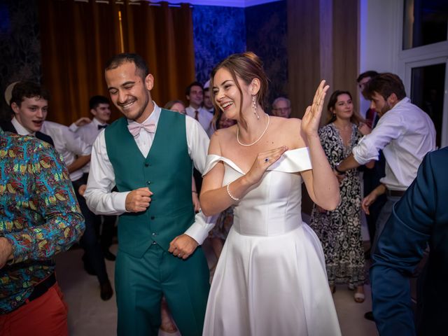 Le mariage de Umut et Marine à La Chapelle-sur-Erdre, Loire Atlantique 291