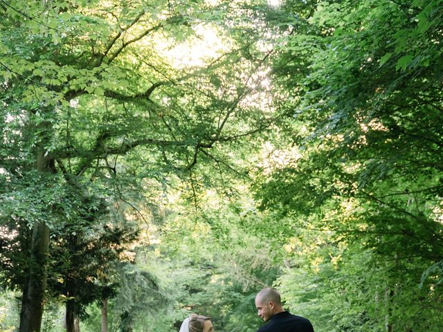 Le mariage de Maxime et Solenne à Hermival-les-Vaux, Calvados 6
