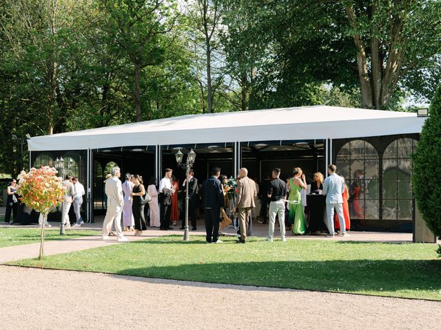 Le mariage de Maxime et Solenne à Hermival-les-Vaux, Calvados 15
