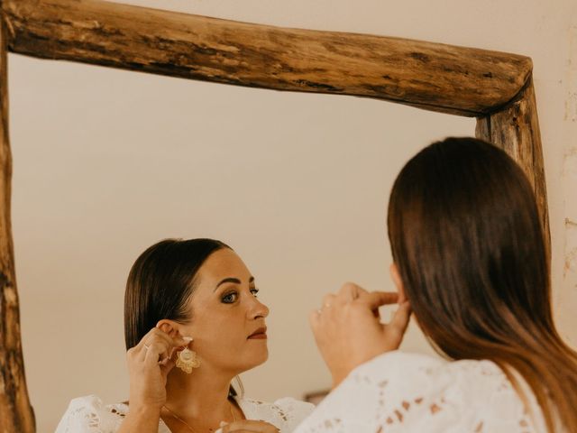 Le mariage de Typhanie et Joël à Saint-Porchaire, Charente Maritime 9