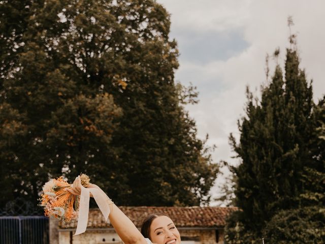 Le mariage de Typhanie et Joël à Saint-Porchaire, Charente Maritime 38