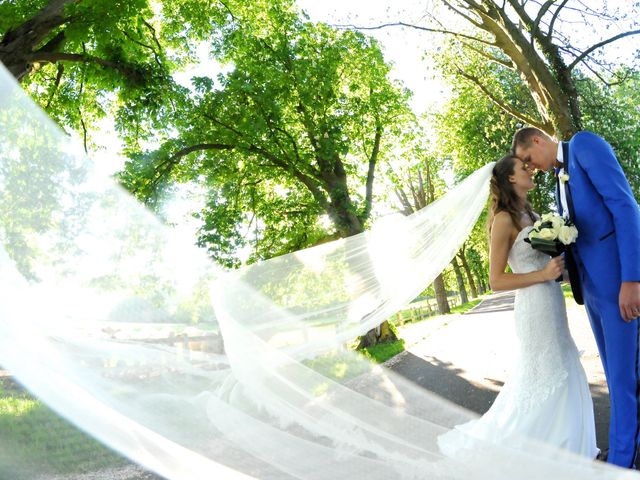 Le mariage de Benjamin et Camille à Avelin, Nord 10