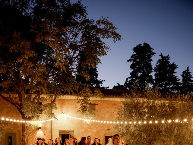 Le mariage de Florian et Cecilia à Agde, Hérault 89