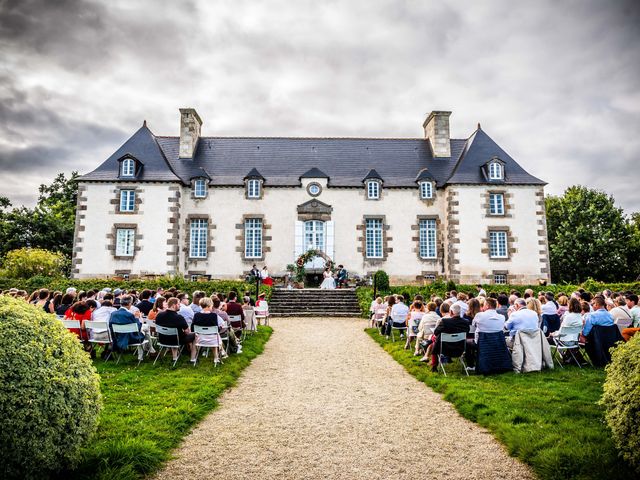 Le mariage de Morgane et Valentin à Dinan, Côtes d&apos;Armor 33