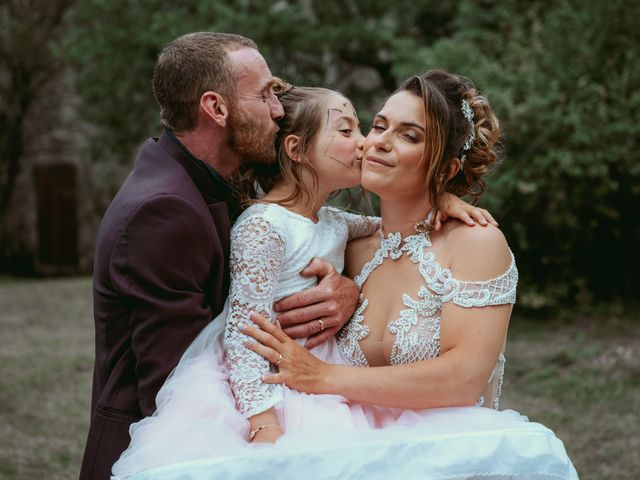 Le mariage de Christophe et Esther à Angoulême, Charente 27