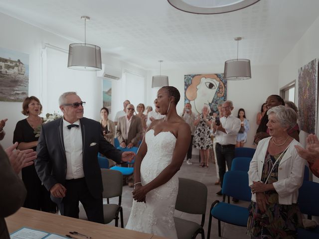 Le mariage de Jean-Michel et Oumy à Saint-Germain-de-la-Rivière, Gironde 6