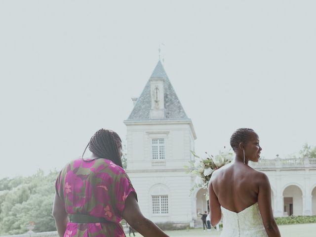 Le mariage de Jean-Michel et Oumy à Saint-Germain-de-la-Rivière, Gironde 24