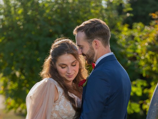 Le mariage de Julia et Antoine à Bièvres, Aisne 13