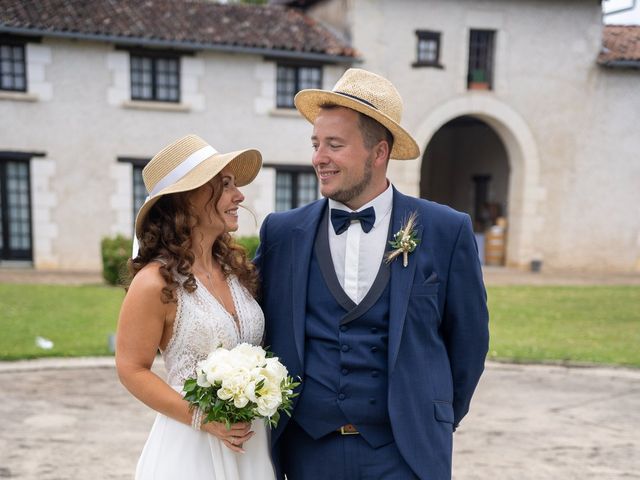 Le mariage de Emilie et Freddy à Saint-Front-de-Pradoux, Dordogne 67