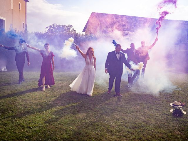 Le mariage de Emilie et Freddy à Saint-Front-de-Pradoux, Dordogne 97