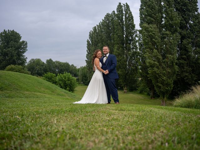 Le mariage de Emilie et Freddy à Saint-Front-de-Pradoux, Dordogne 128