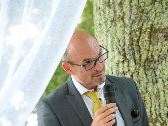 Le mariage de Etienne et Alyssia à Lacanau, Gironde 65