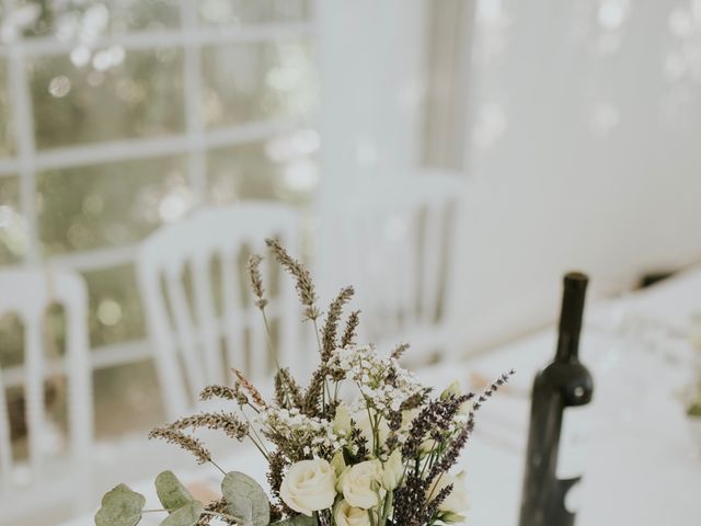 Le mariage de Olivier et Kristin à Lançon-Provence, Bouches-du-Rhône 55