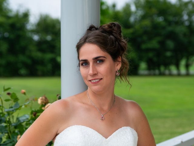 Le mariage de Lucie et Thomas à Saint-Denis-de l&apos;Hôtel, Loiret 23