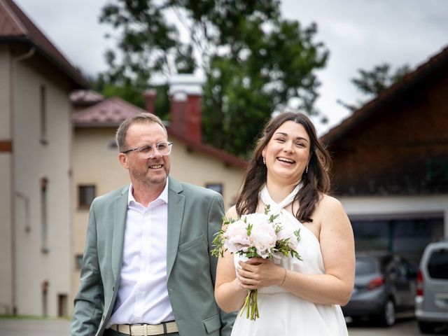 Le mariage de Jeremy et Florine à Lélex, Ain 3