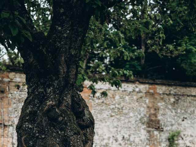 Le mariage de Alexandre et Caroline à Fresneaux-Montchevreuil, Oise 9