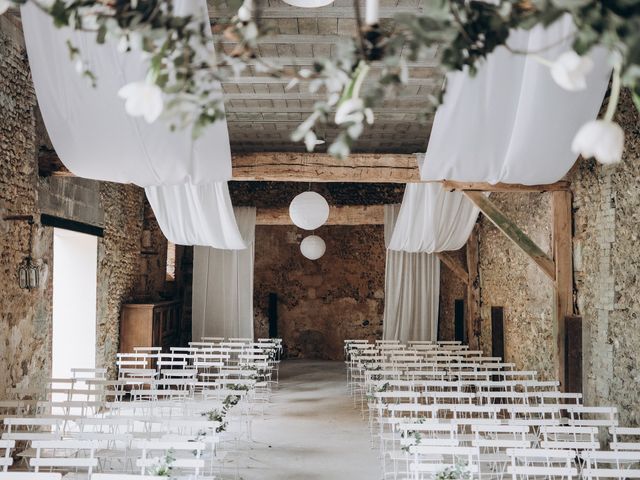 Le mariage de Alexandre et Caroline à Fresneaux-Montchevreuil, Oise 28