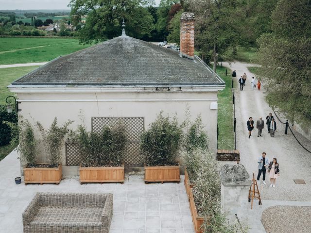 Le mariage de Alexandre et Caroline à Fresneaux-Montchevreuil, Oise 36