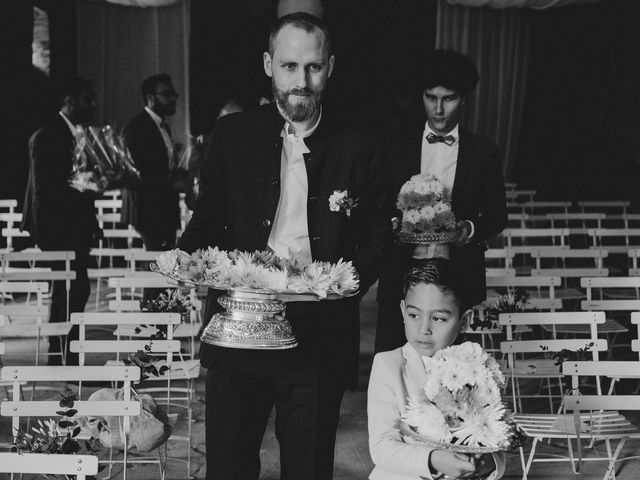 Le mariage de Alexandre et Caroline à Fresneaux-Montchevreuil, Oise 55