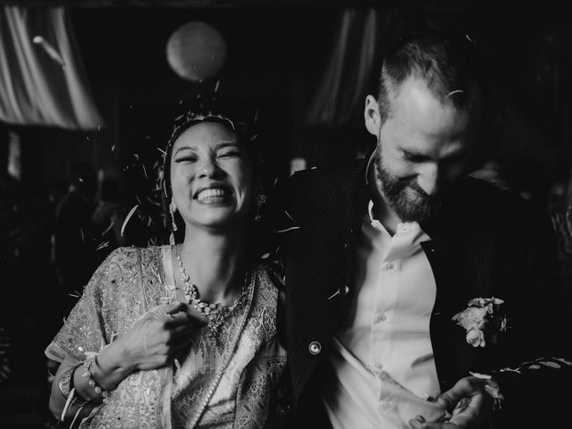 Le mariage de Alexandre et Caroline à Fresneaux-Montchevreuil, Oise 2