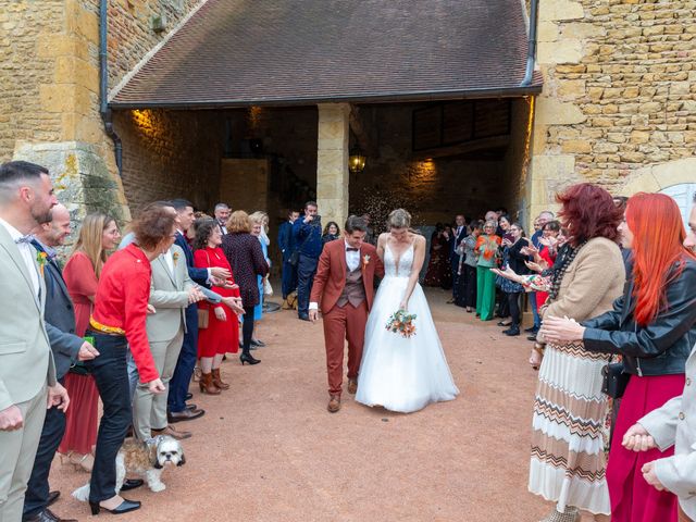 Le mariage de Maxime et Floriane à Anzy-le-Duc, Saône et Loire 12