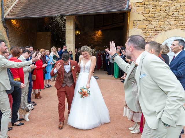 Le mariage de Maxime et Floriane à Anzy-le-Duc, Saône et Loire 13