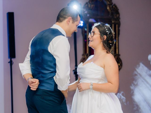 Le mariage de Anaïs et Romain à Orléans, Loiret 23