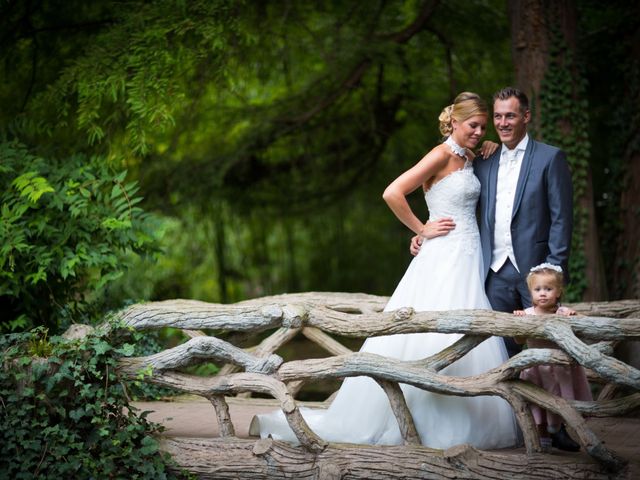 Le mariage de Anthony et Emilie à Reims, Marne 6