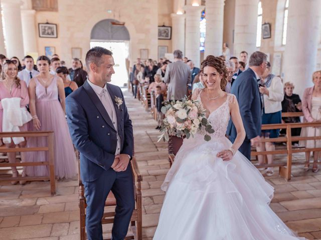 Le mariage de Amandine et Kévin à Hiers-Brouage, Charente Maritime 46