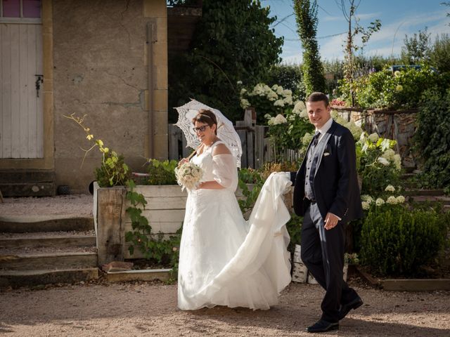 Le mariage de Nicolas et Vanessa à Volesvres, Saône et Loire 17