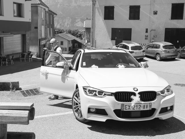 Le mariage de Arnaud et Anne-Sophie à Theys, Isère 22