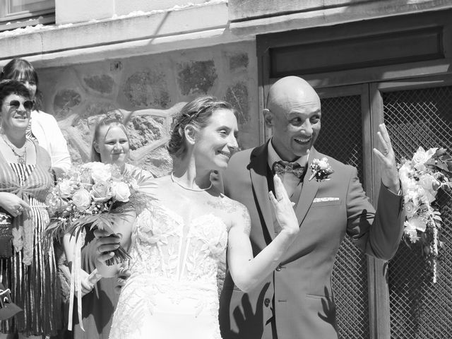 Le mariage de Arnaud et Anne-Sophie à Theys, Isère 32