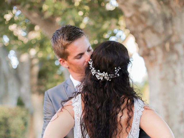 Le mariage de Vincent et Barbara à Mirabeau, Vaucluse 17