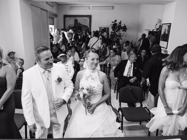 Le mariage de Jean-Marie et Christelle à Vendres, Hérault 42