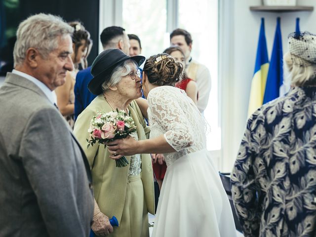 Le mariage de Benoît et Cecile à Chaponost, Rhône 35