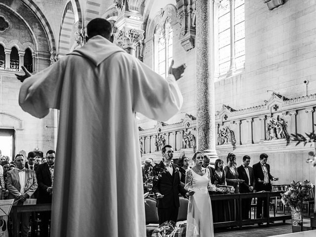 Le mariage de Benoît et Cecile à Chaponost, Rhône 63