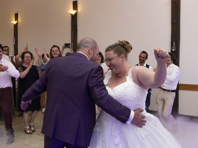 Le mariage de Kevin et Chrystelle à Roches-Prémarie-Andillé, Vienne 53