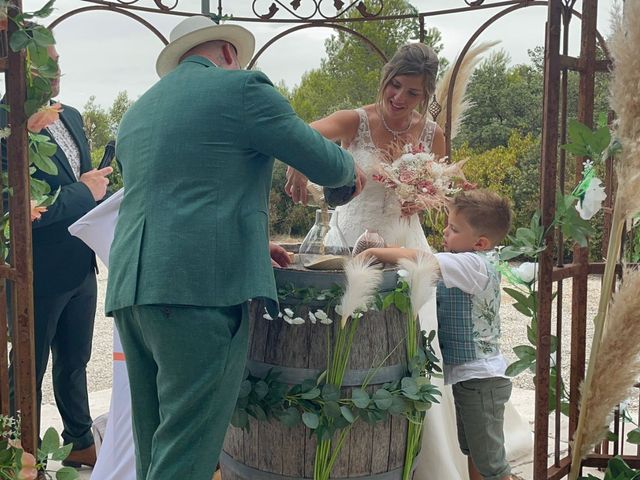 Le mariage de Alexis et Laurenne à Nîmes, Gard 1