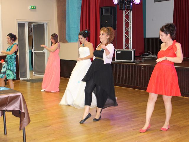 Le mariage de Axel et Emilie à Panazol, Haute-Vienne 36